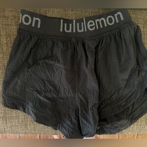 Lululemon Logo Waistband High-Rise Training Short Size 6